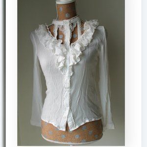 NWOT Millau White Button Down Shirt Small